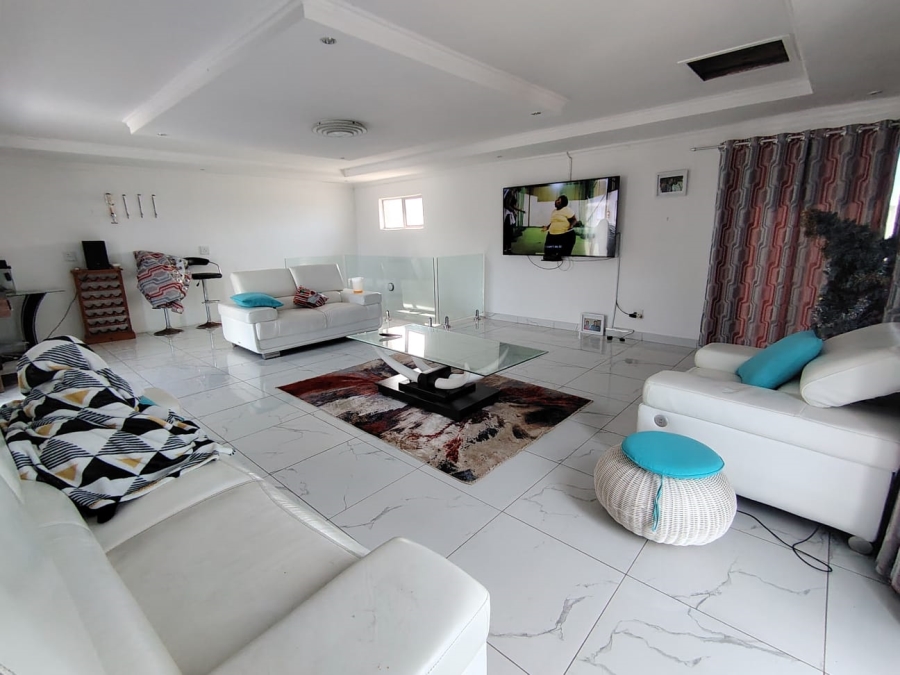 5 Bedroom Property for Sale in Palm Beach KwaZulu-Natal