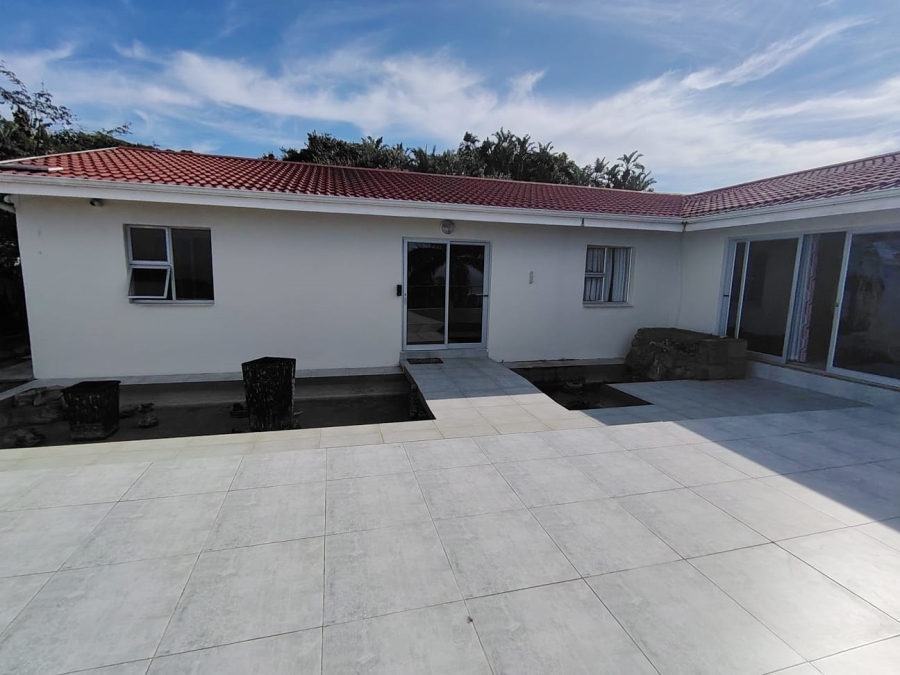 5 Bedroom Property for Sale in Palm Beach KwaZulu-Natal