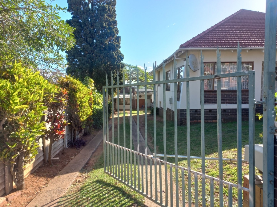To Let 3 Bedroom Property for Rent in Umbilo KwaZulu-Natal