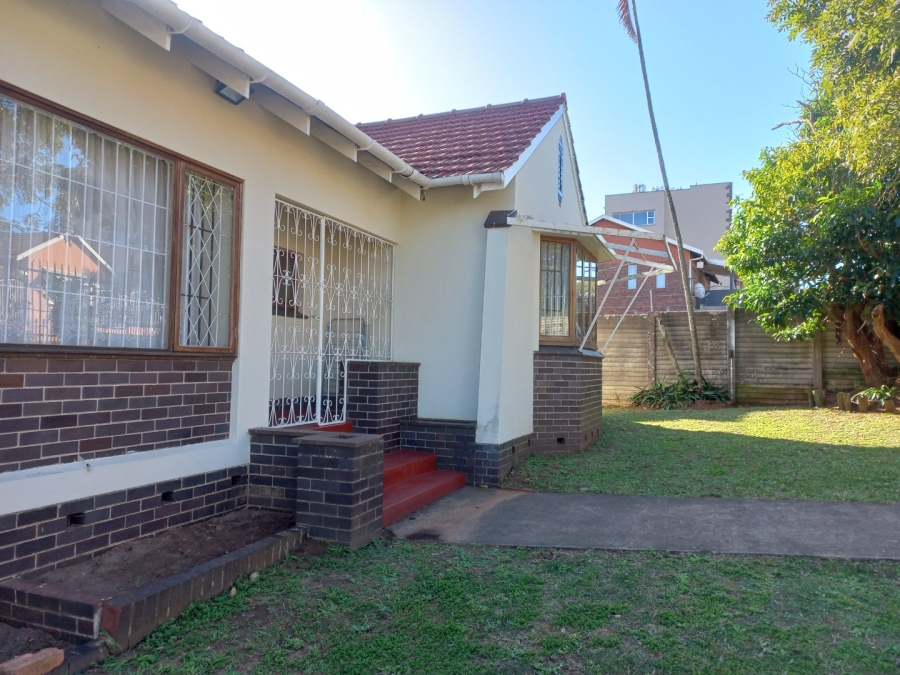 To Let 3 Bedroom Property for Rent in Umbilo KwaZulu-Natal