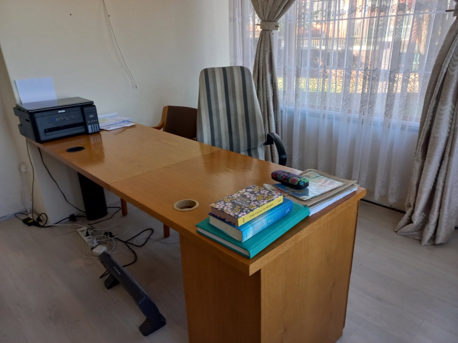 To Let 3 Bedroom Property for Rent in Umbilo KwaZulu-Natal