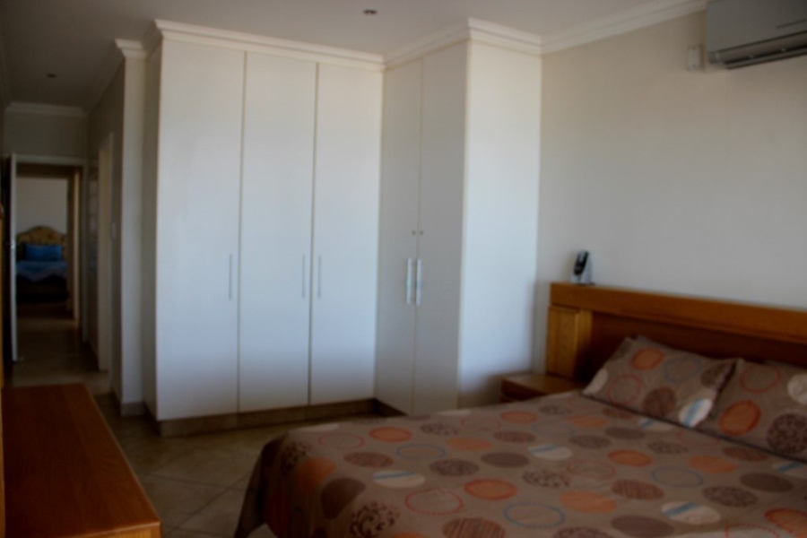 3 Bedroom Property for Sale in St Michaels On Sea KwaZulu-Natal