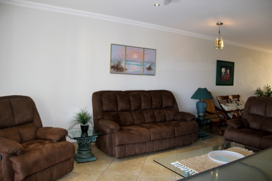 3 Bedroom Property for Sale in St Michaels On Sea KwaZulu-Natal