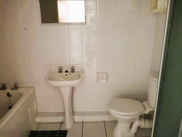 2 Bedroom Property for Sale in Uvongo KwaZulu-Natal
