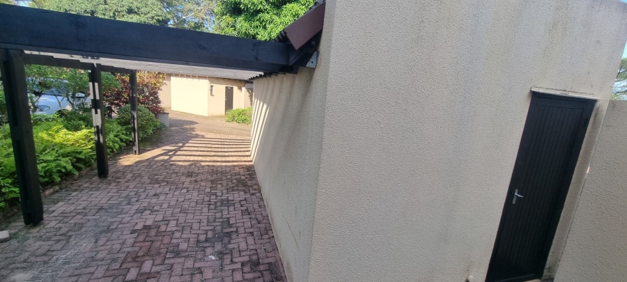 3 Bedroom Property for Sale in Uvongo KwaZulu-Natal