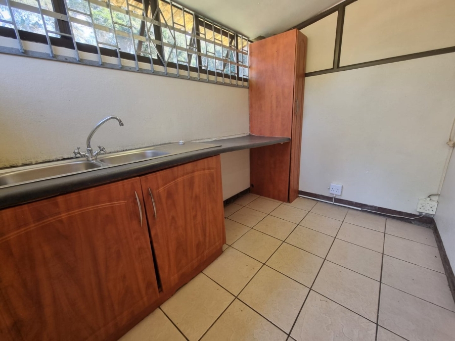 2 Bedroom Property for Sale in Anerley KwaZulu-Natal