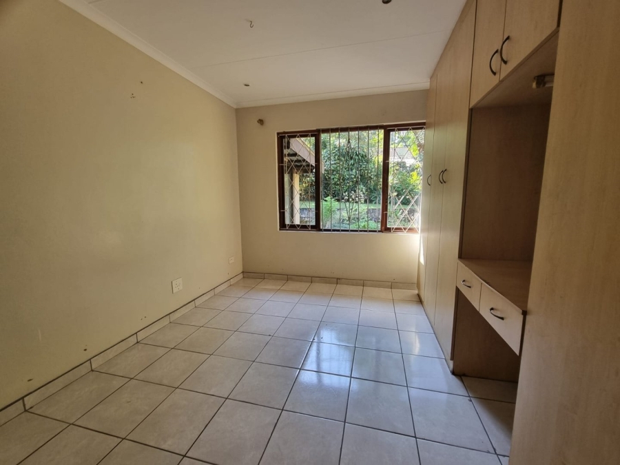 2 Bedroom Property for Sale in Anerley KwaZulu-Natal