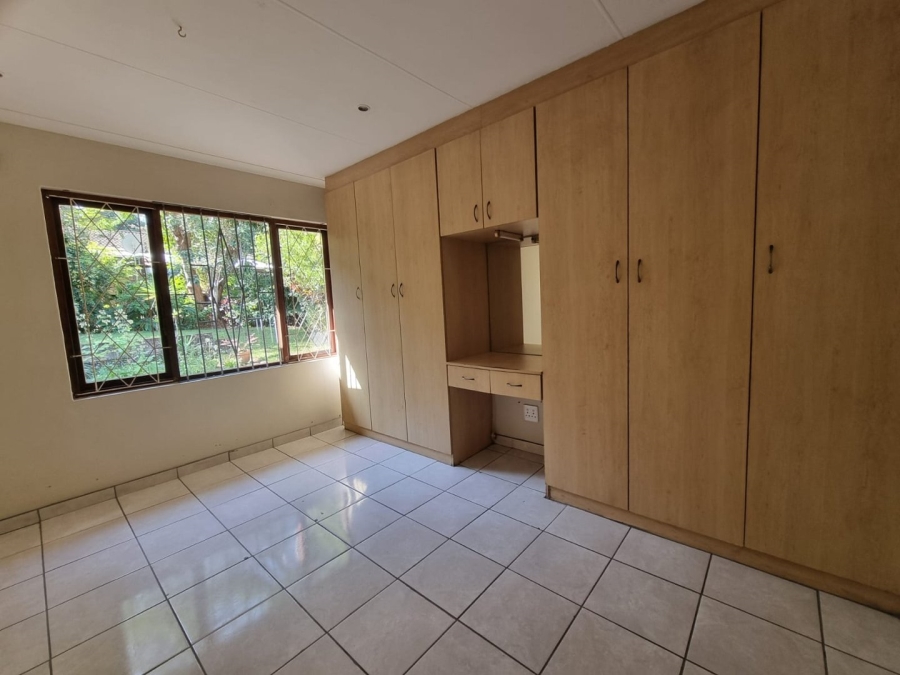 2 Bedroom Property for Sale in Anerley KwaZulu-Natal