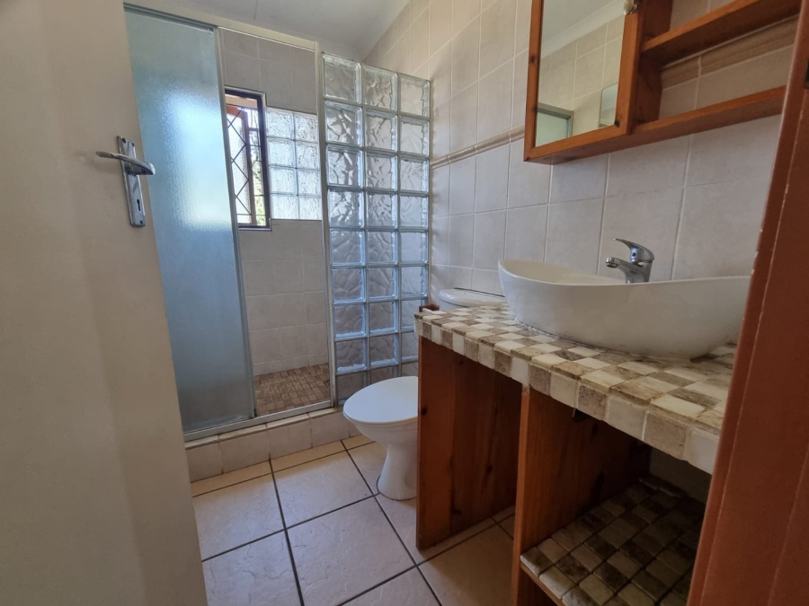 2 Bedroom Property for Sale in Anerley KwaZulu-Natal