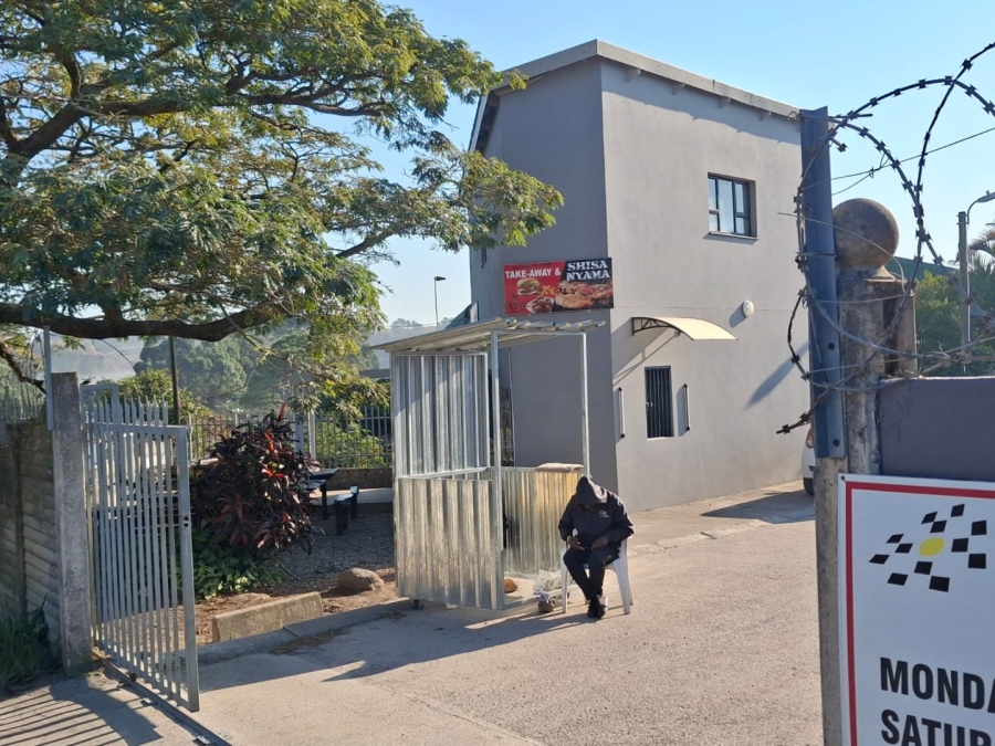  Bedroom Property for Sale in Uvongo Beach KwaZulu-Natal