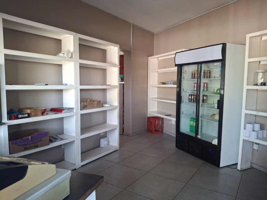  Bedroom Property for Sale in Uvongo Beach KwaZulu-Natal