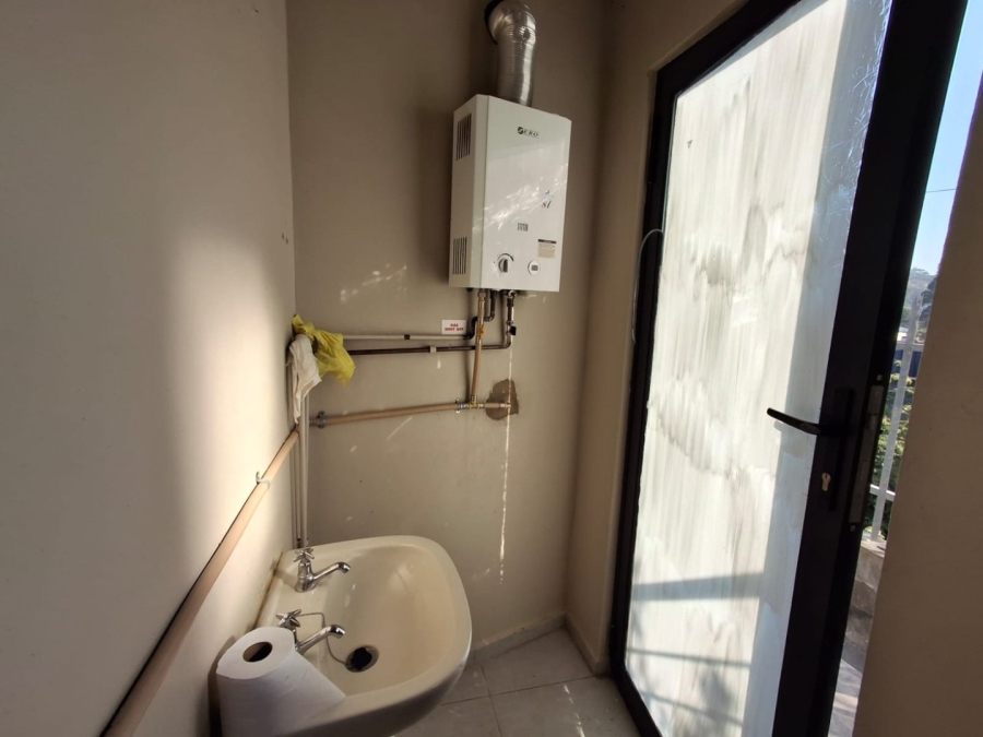  Bedroom Property for Sale in Uvongo Beach KwaZulu-Natal