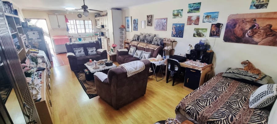 1 Bedroom Property for Sale in Margate Beach KwaZulu-Natal