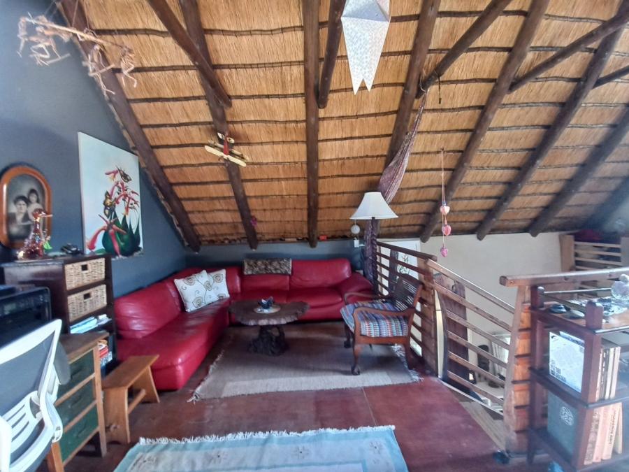 3 Bedroom Property for Sale in Umtentweni KwaZulu-Natal