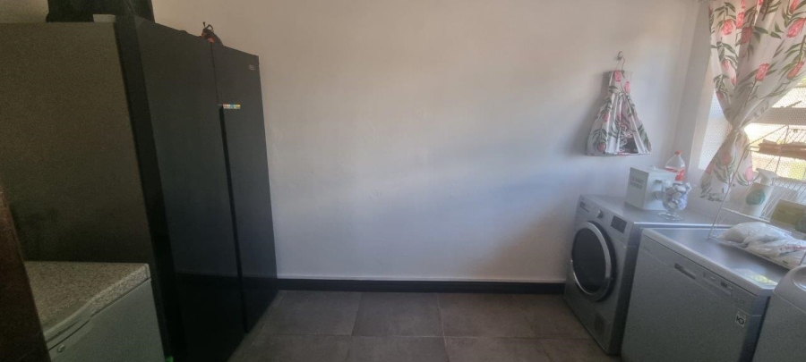 4 Bedroom Property for Sale in Catalina Bay KwaZulu-Natal