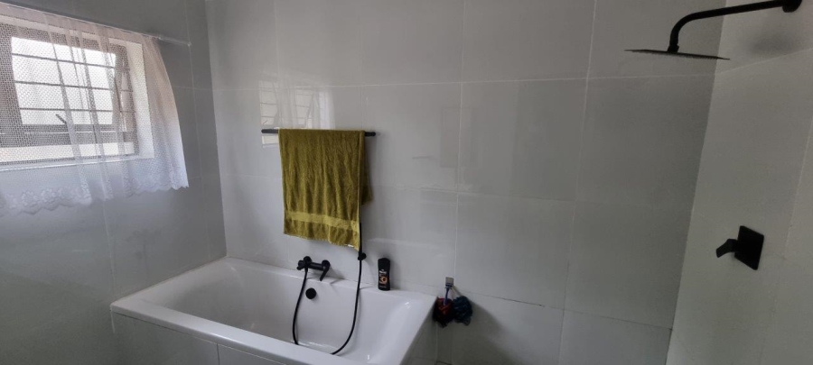 4 Bedroom Property for Sale in Catalina Bay KwaZulu-Natal