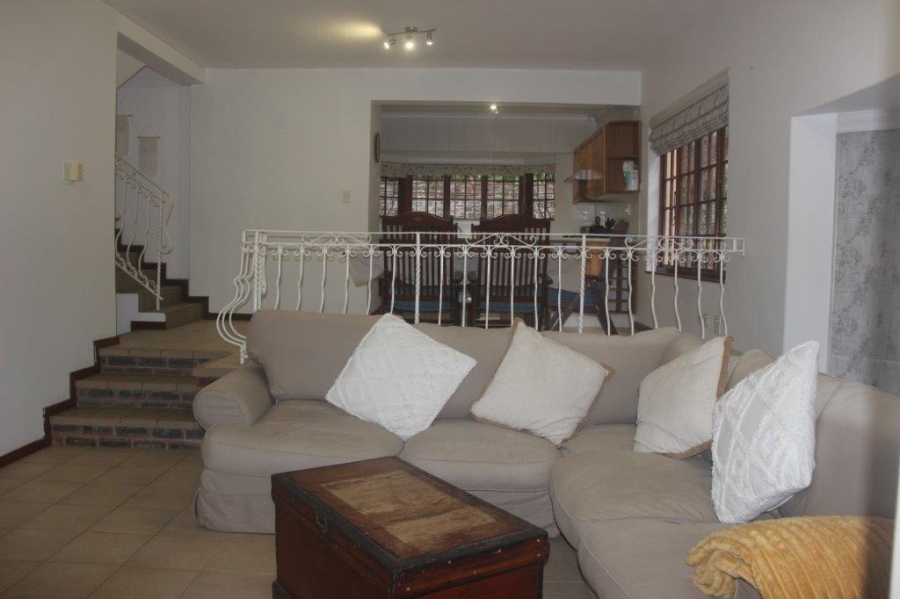 3 Bedroom Property for Sale in Umtentweni KwaZulu-Natal
