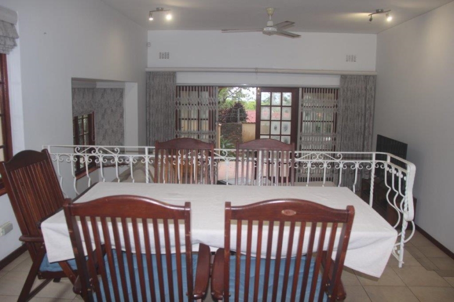 3 Bedroom Property for Sale in Umtentweni KwaZulu-Natal