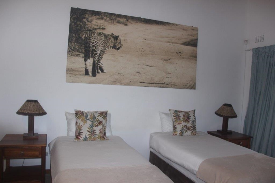 3 Bedroom Property for Sale in Umtentweni KwaZulu-Natal