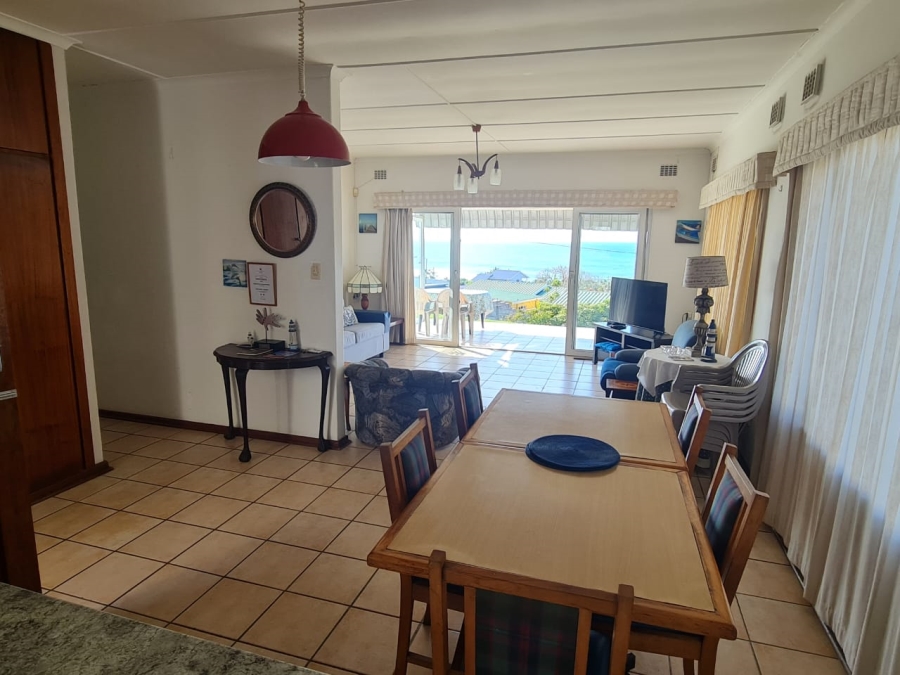 5 Bedroom Property for Sale in Sea Park KwaZulu-Natal