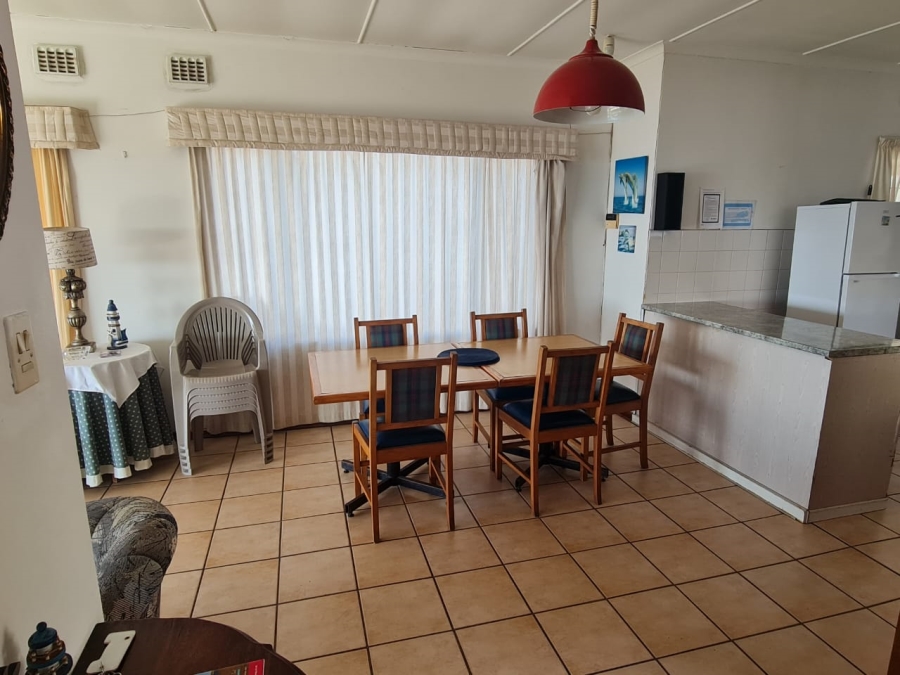 5 Bedroom Property for Sale in Sea Park KwaZulu-Natal