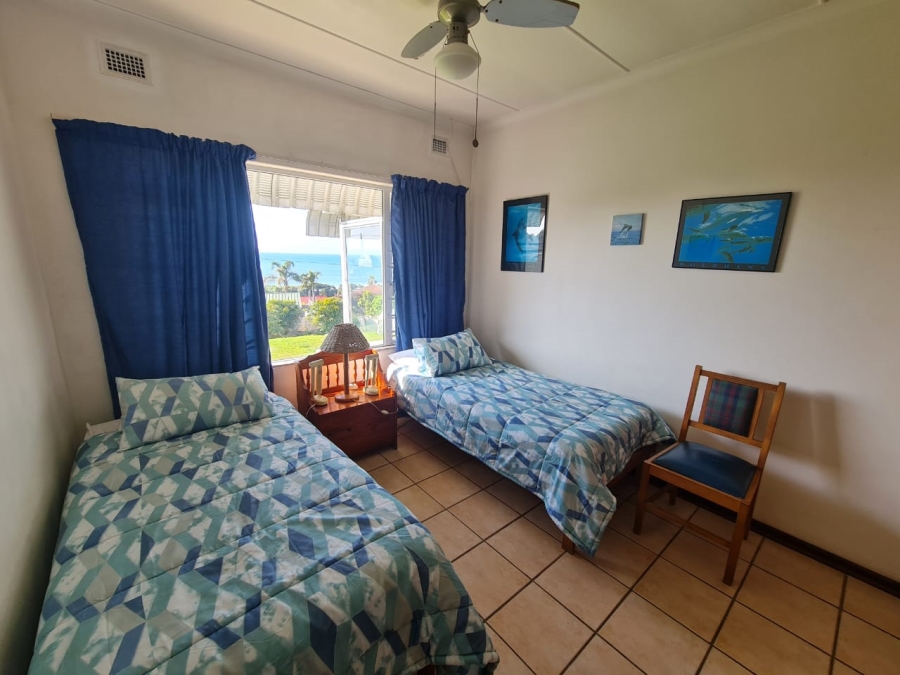 5 Bedroom Property for Sale in Sea Park KwaZulu-Natal