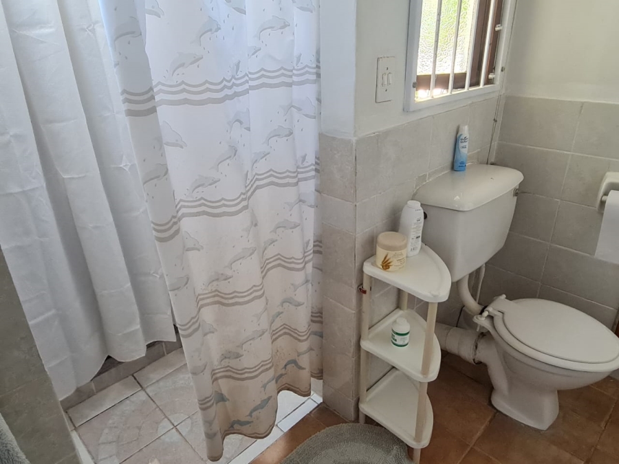 5 Bedroom Property for Sale in Sea Park KwaZulu-Natal