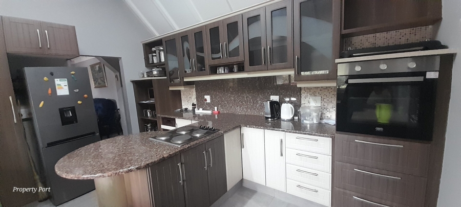 3 Bedroom Property for Sale in Margate KwaZulu-Natal