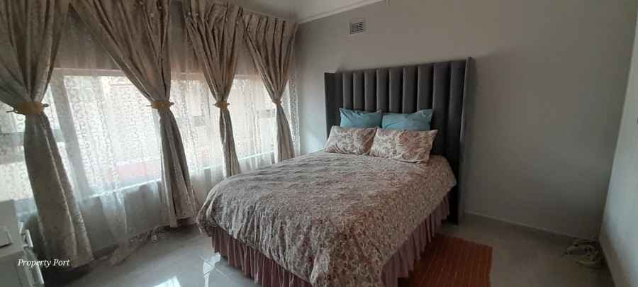 3 Bedroom Property for Sale in Margate KwaZulu-Natal