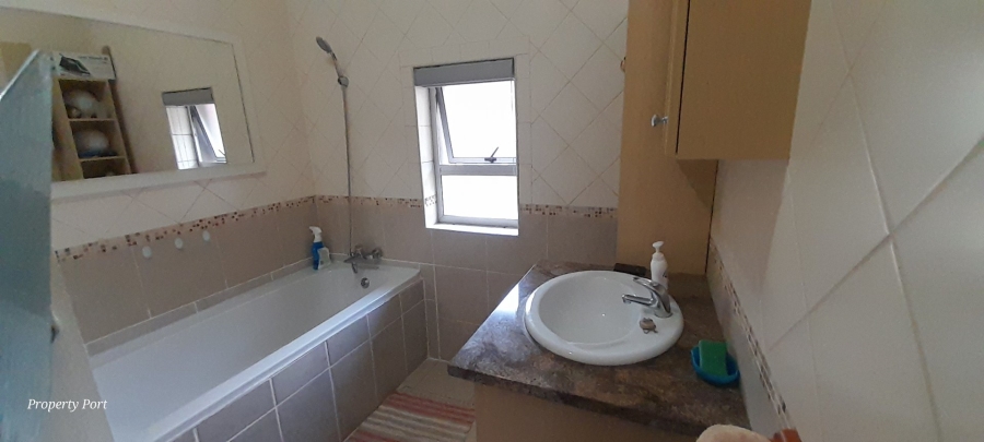 3 Bedroom Property for Sale in Margate KwaZulu-Natal