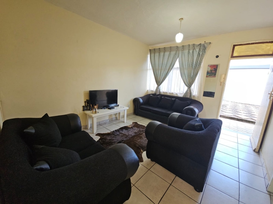 2 Bedroom Property for Sale in Barry Hertzog Park KwaZulu-Natal