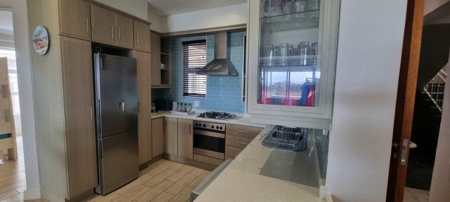 3 Bedroom Property for Sale in Uvongo KwaZulu-Natal