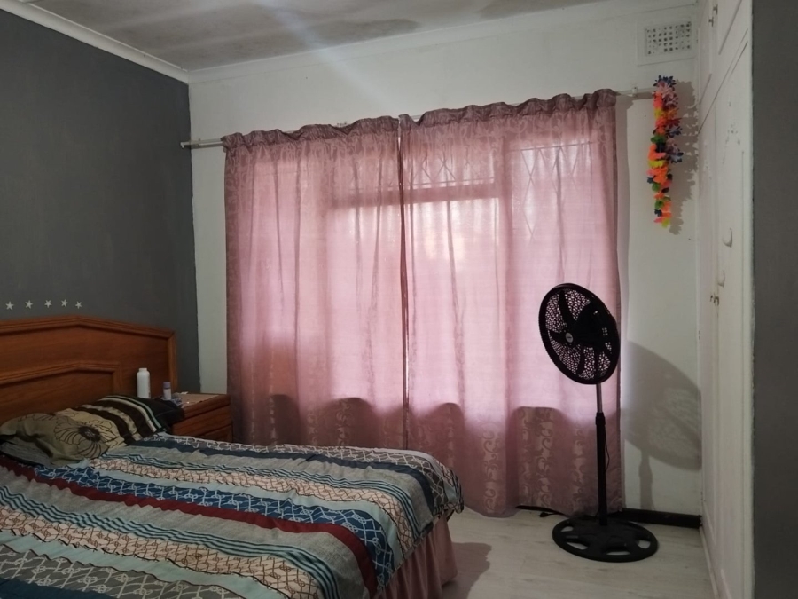 3 Bedroom Property for Sale in Uvongo KwaZulu-Natal