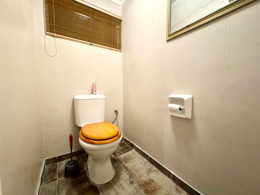 3 Bedroom Property for Sale in Huttenheights KwaZulu-Natal