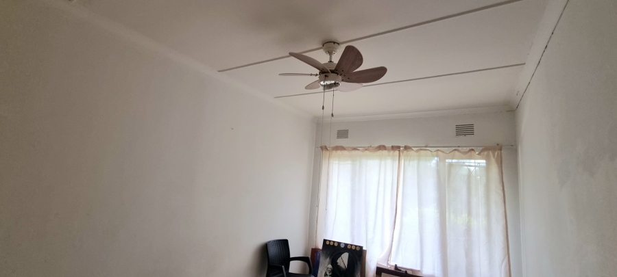 2 Bedroom Property for Sale in Uvongo KwaZulu-Natal