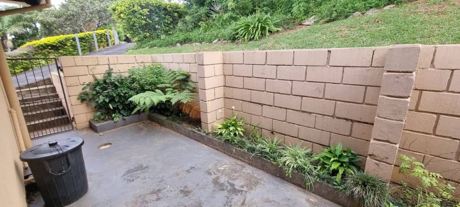 2 Bedroom Property for Sale in Uvongo KwaZulu-Natal