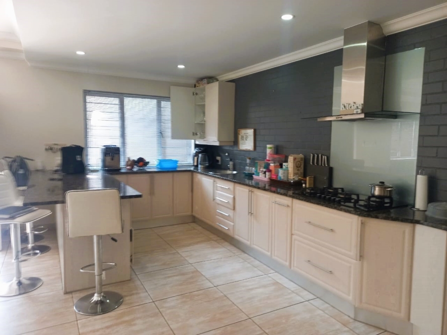 4 Bedroom Property for Sale in Shelly Beach KwaZulu-Natal