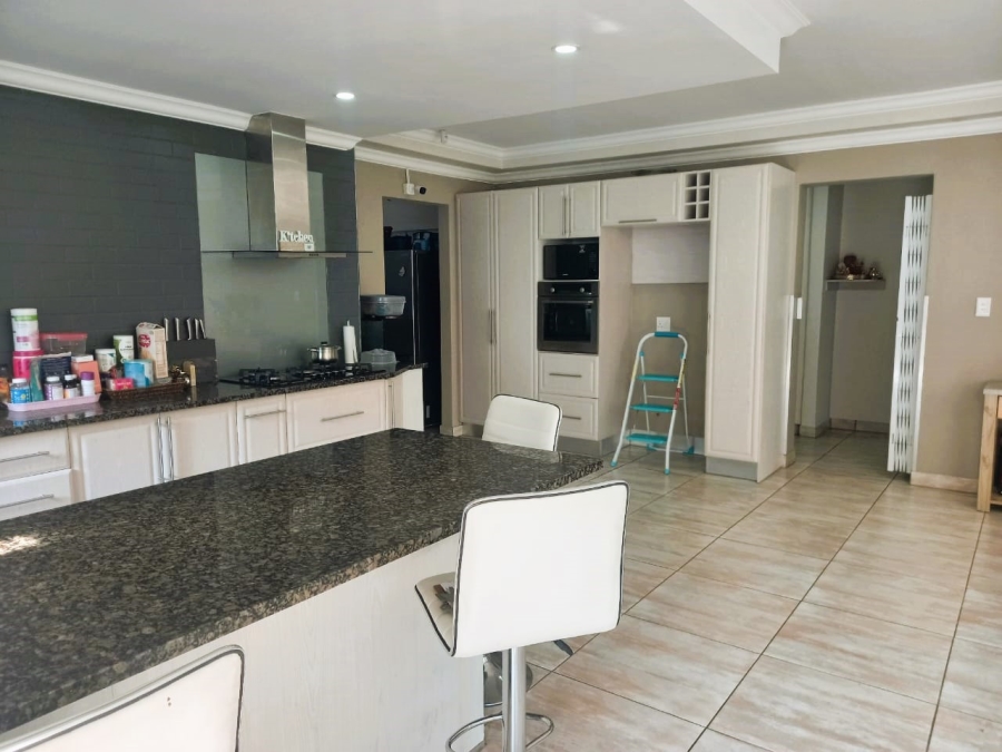 4 Bedroom Property for Sale in Shelly Beach KwaZulu-Natal