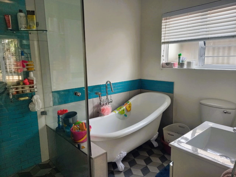 4 Bedroom Property for Sale in Shelly Beach KwaZulu-Natal