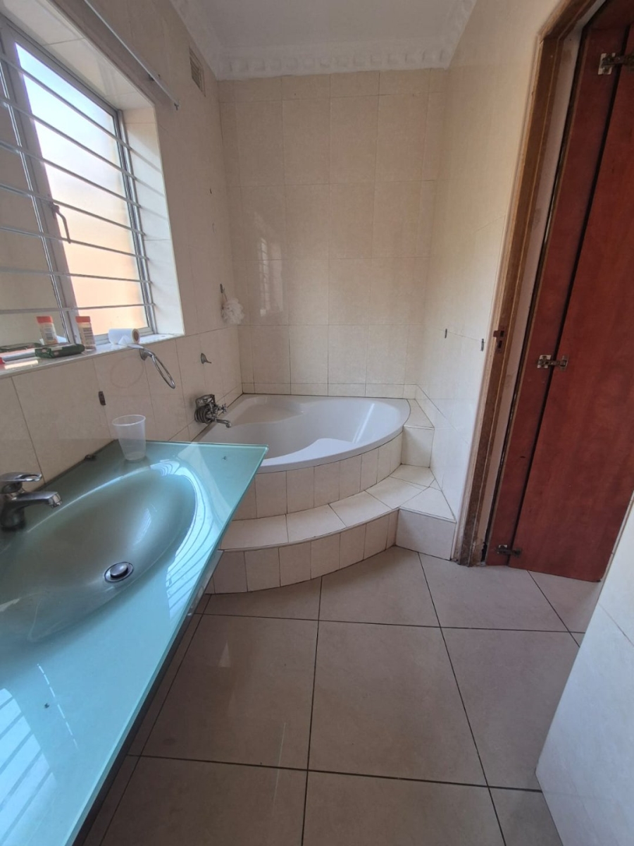 To Let 3 Bedroom Property for Rent in Bluff KwaZulu-Natal