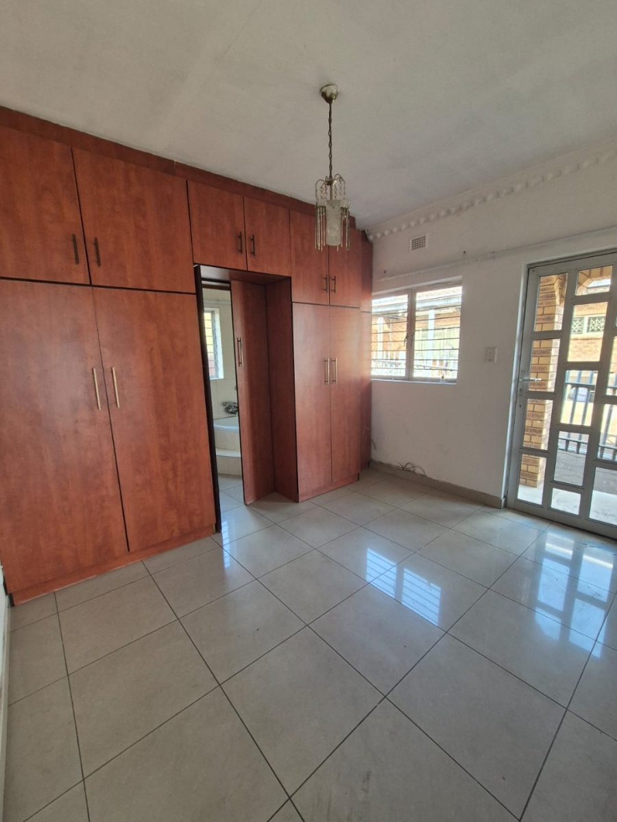 To Let 3 Bedroom Property for Rent in Bluff KwaZulu-Natal