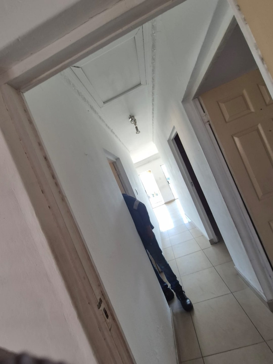 To Let 3 Bedroom Property for Rent in Bluff KwaZulu-Natal
