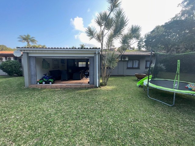 3 Bedroom Property for Sale in Port Edward KwaZulu-Natal