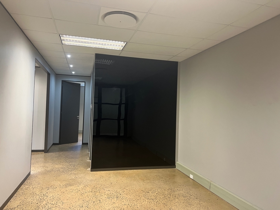 To Let commercial Property for Rent in Umhlanga Ridge KwaZulu-Natal