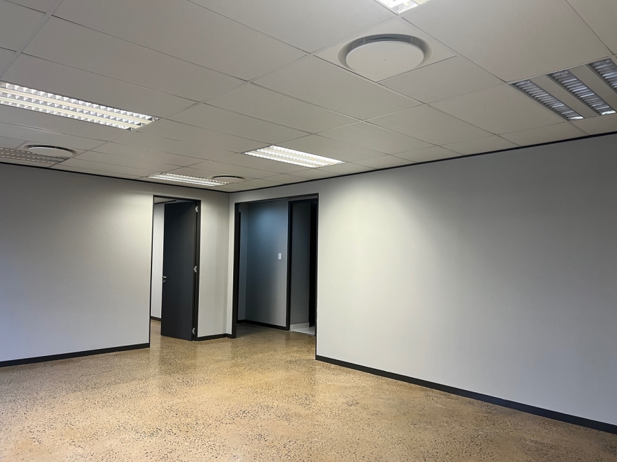 To Let commercial Property for Rent in Umhlanga Ridge KwaZulu-Natal