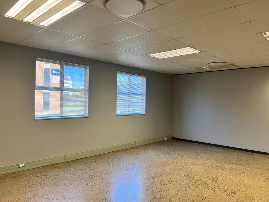 To Let commercial Property for Rent in Umhlanga Ridge KwaZulu-Natal