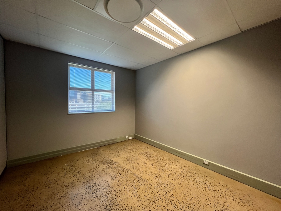 To Let commercial Property for Rent in Umhlanga Ridge KwaZulu-Natal