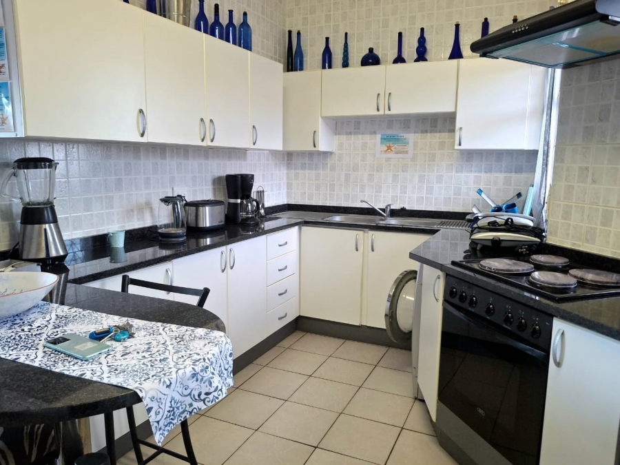 2 Bedroom Property for Sale in Uvongo KwaZulu-Natal