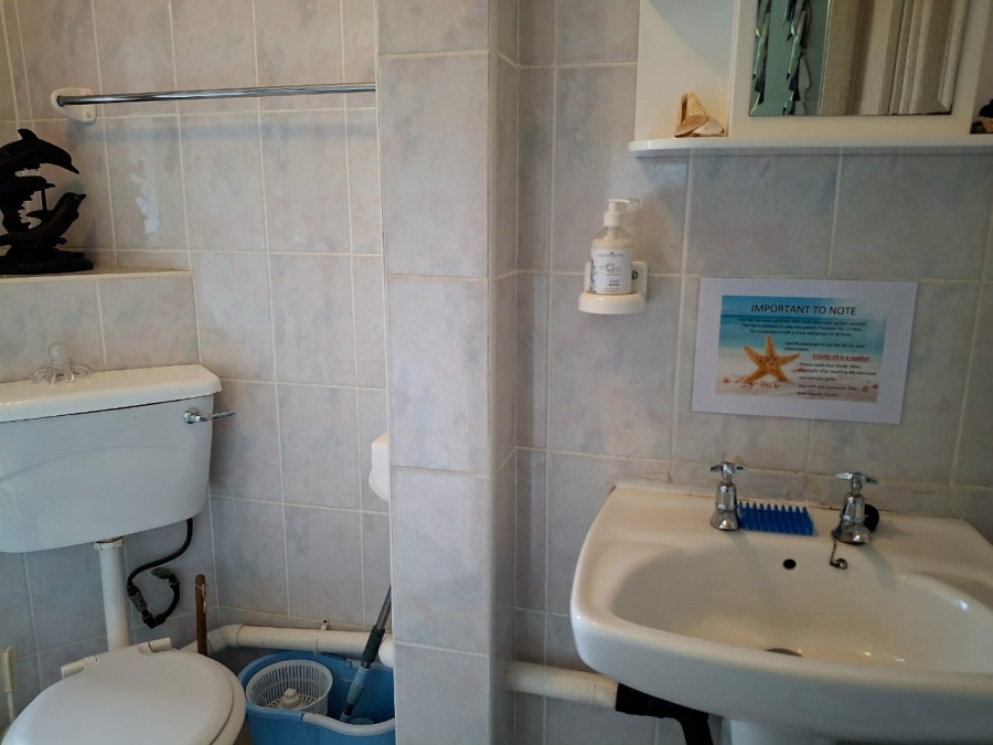 2 Bedroom Property for Sale in Uvongo KwaZulu-Natal