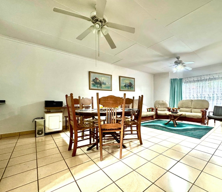 2 Bedroom Property for Sale in Aviary Hill KwaZulu-Natal